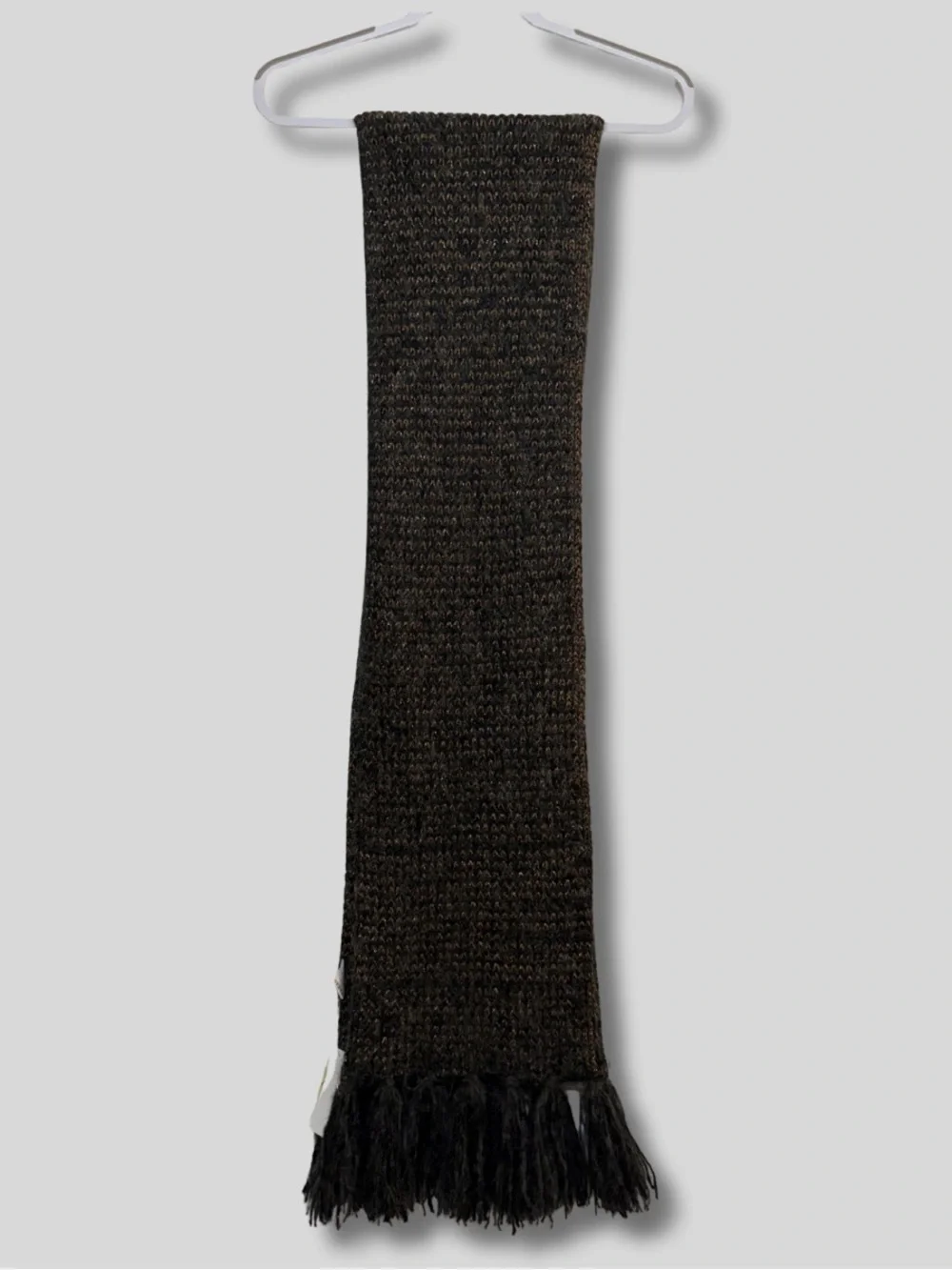 NWT Men's Black w/ Gold Shimmery Accent Knit Scarf w/ Fringe CollectionEighteen